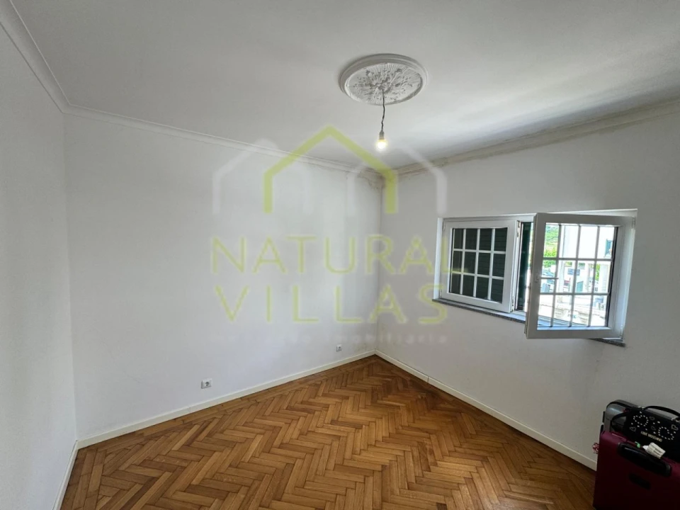 Moradia T5 para Venda em Resende Foto 9