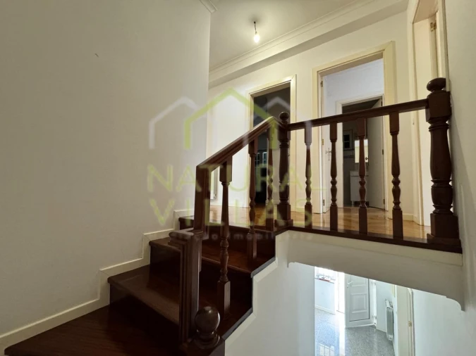 Moradia T5 para Venda em Resende Foto 15