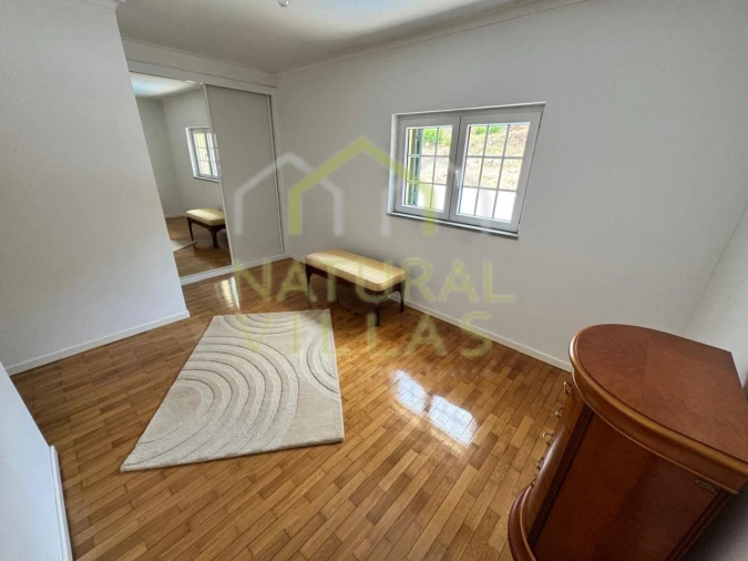 Moradia T5 para Venda em Resende Foto 8