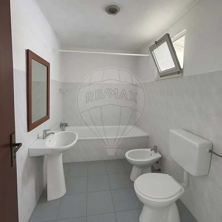 Moradia T1 para Venda em Pontevel Foto 5