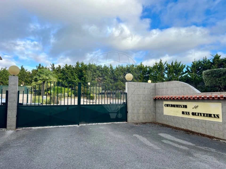 Apartamento T4 para Venda em Santa Maria e São Miguel, São Martinho, São Pedro Penaferrim Foto 46
