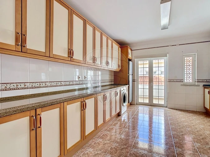Apartamento T4 para Venda em Santa Maria e São Miguel, São Martinho, São Pedro Penaferrim Foto 9
