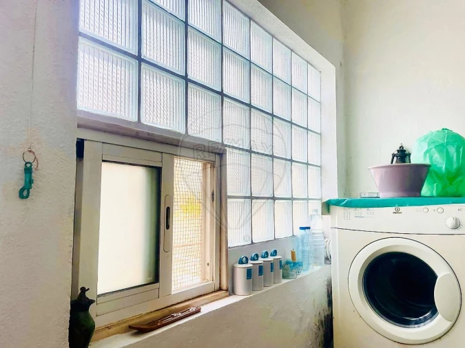 Moradia T4 para Venda em Vialonga Foto 7