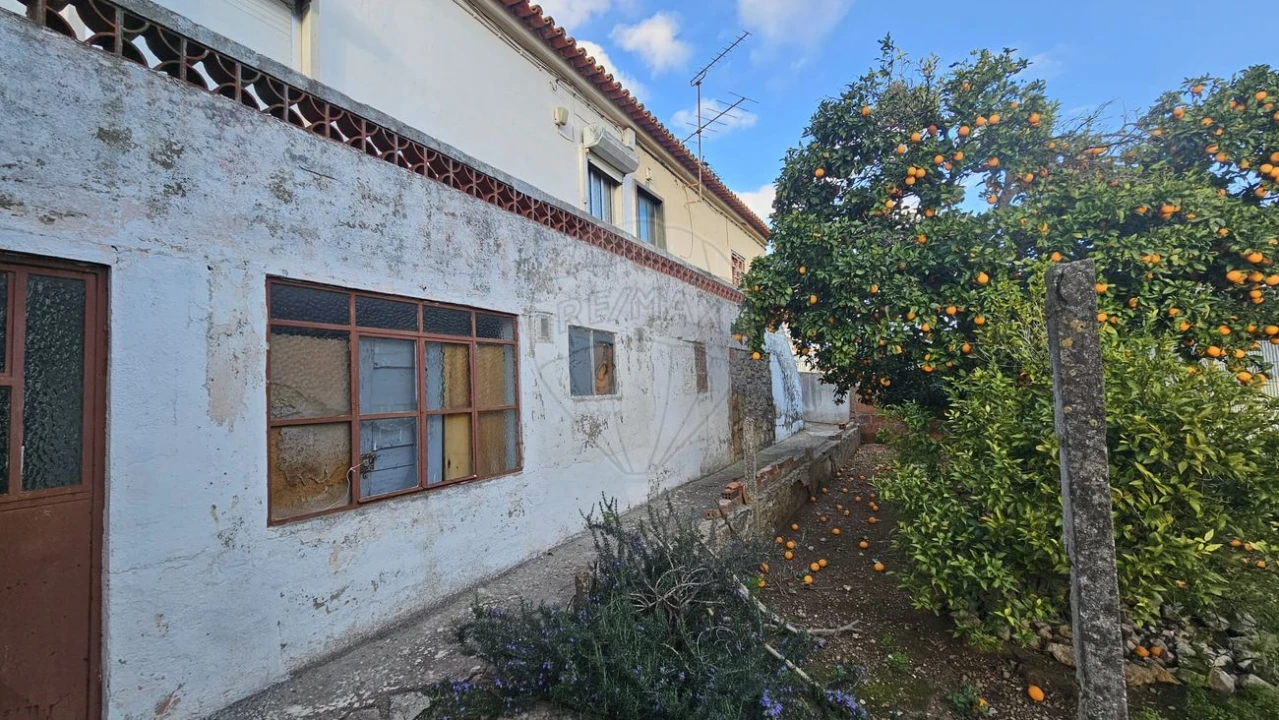 Moradia T4 para Venda em Vialonga Foto 22