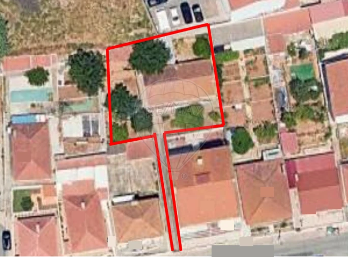 Moradia T4 para Venda em Vialonga Foto 3