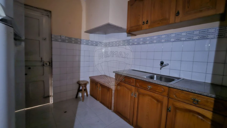 Moradia T4 para Venda em Vialonga Foto 14