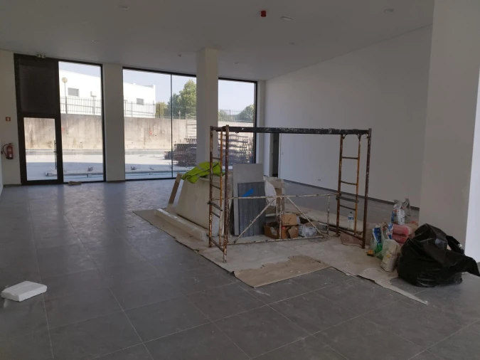 Negócio para Arrendamento em Esgueira Foto 2