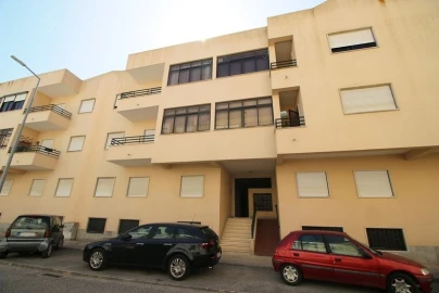 Apartamento T3 para Venda em Marvila, Ribeira Santarém, São Salvador, São Nicolau