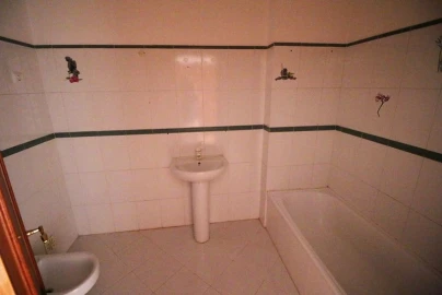 Apartamento T3 para Venda em Marvila, Ribeira Santarém, São Salvador, São Nicolau