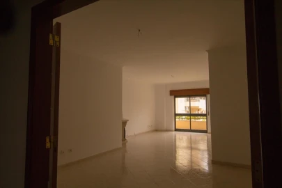 Apartamento T3 para Venda em Marvila, Ribeira Santarém, São Salvador, São Nicolau