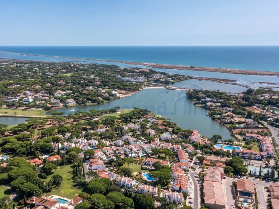 Terreno para Venda em Quarteira Foto 7