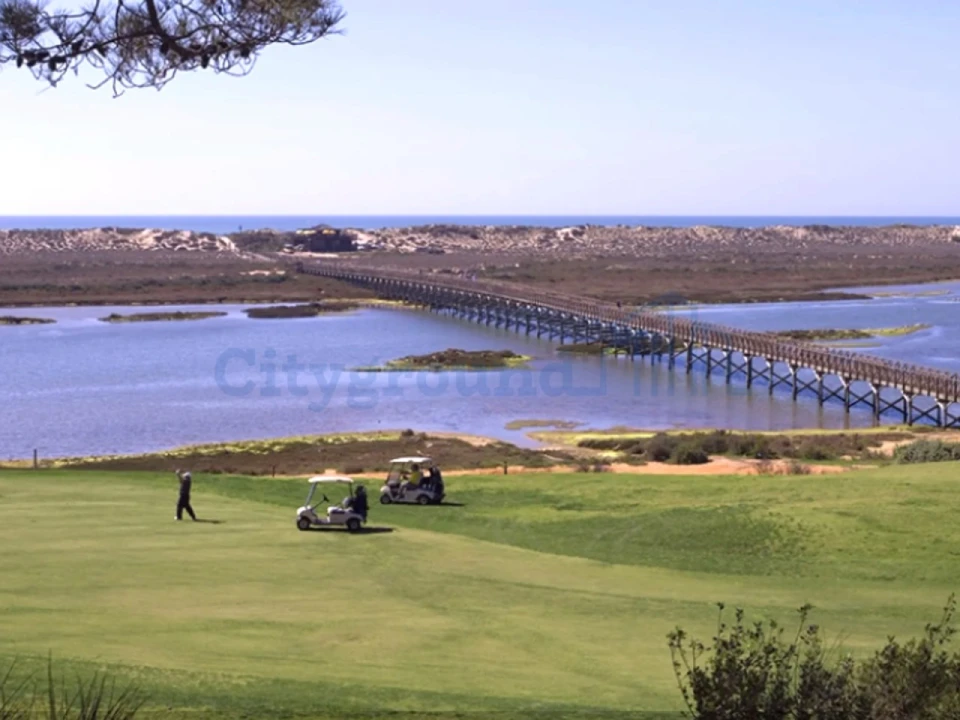Terreno para Venda em Quarteira Foto 8