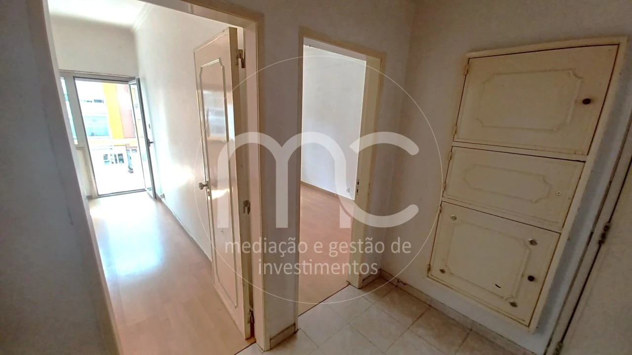 Apartamento T2 para Venda em Oeiras e São Julião da Barra, Paço de Arcos e Caxias Foto 7