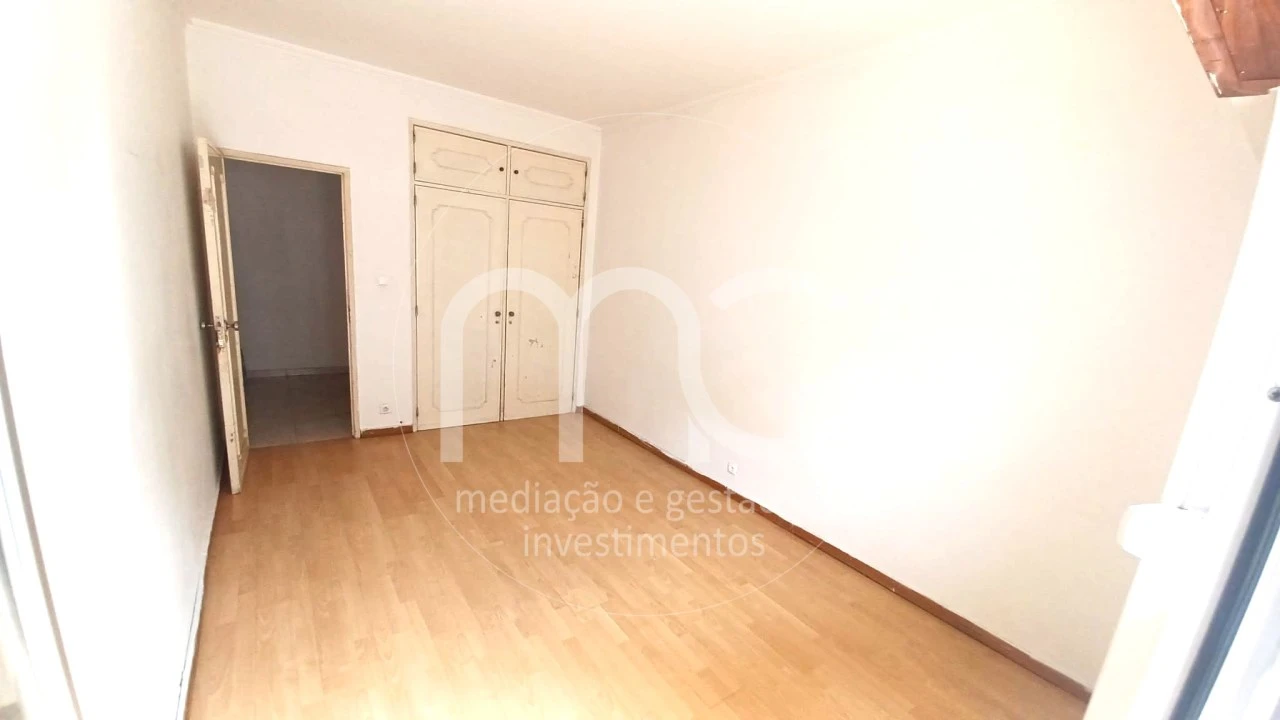 Apartamento T2 para Venda em Oeiras e São Julião da Barra, Paço de Arcos e Caxias Foto 13