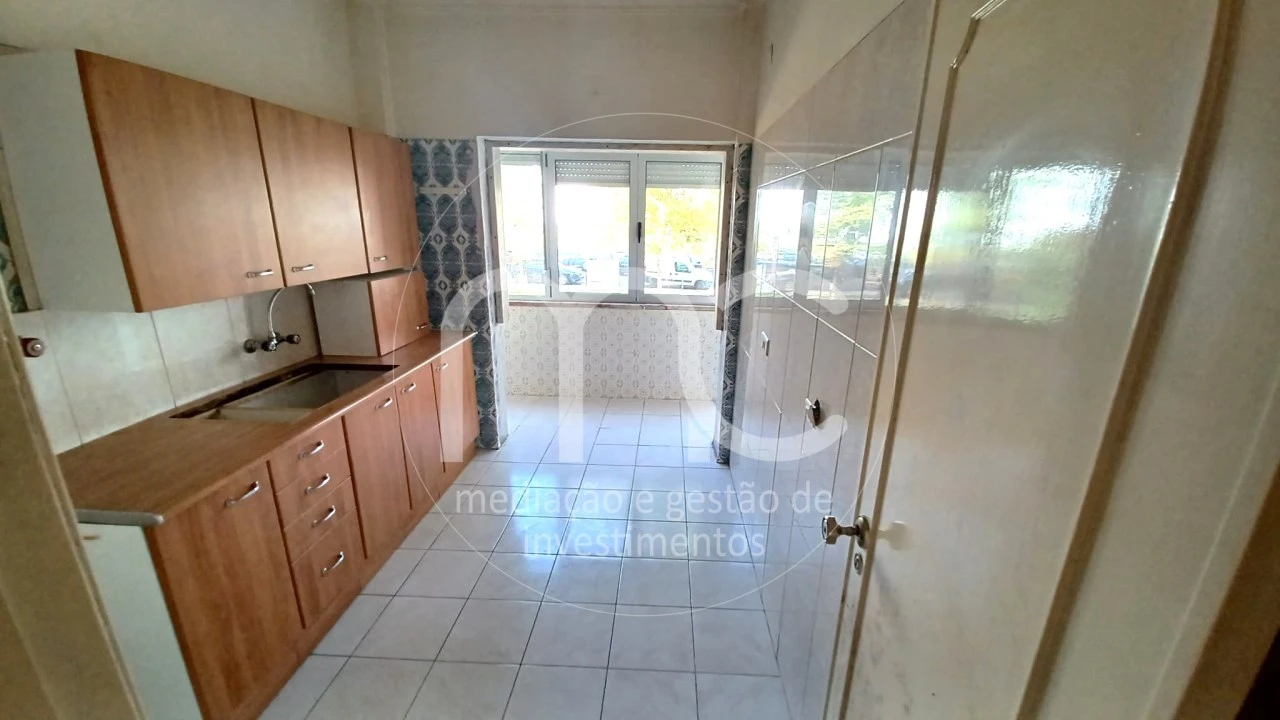 Apartamento T2 para Venda em Oeiras e São Julião da Barra, Paço de Arcos e Caxias Foto 2