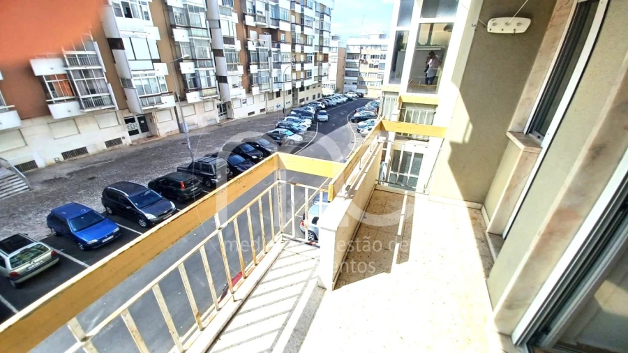 Apartamento T2 para Venda em Oeiras e São Julião da Barra, Paço de Arcos e Caxias Foto 28