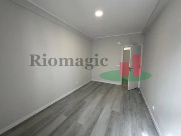 Apartamento T2 para Venda em Oeiras e São Julião da Barra, Paço de Arcos e Caxias