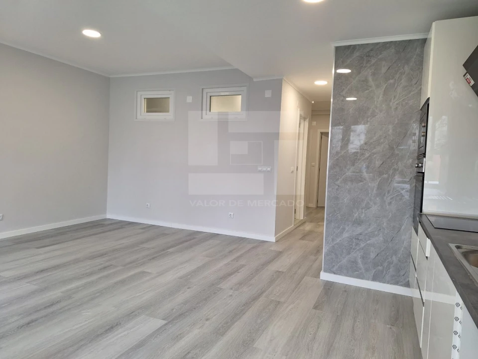 Apartamento T2 para Venda em Oeiras e São Julião da Barra, Paço de Arcos e Caxias Foto 8
