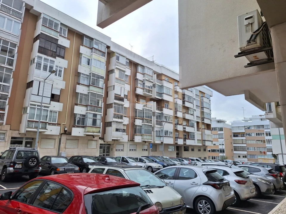 Apartamento T2 para Venda em Oeiras e São Julião da Barra, Paço de Arcos e Caxias Foto 27