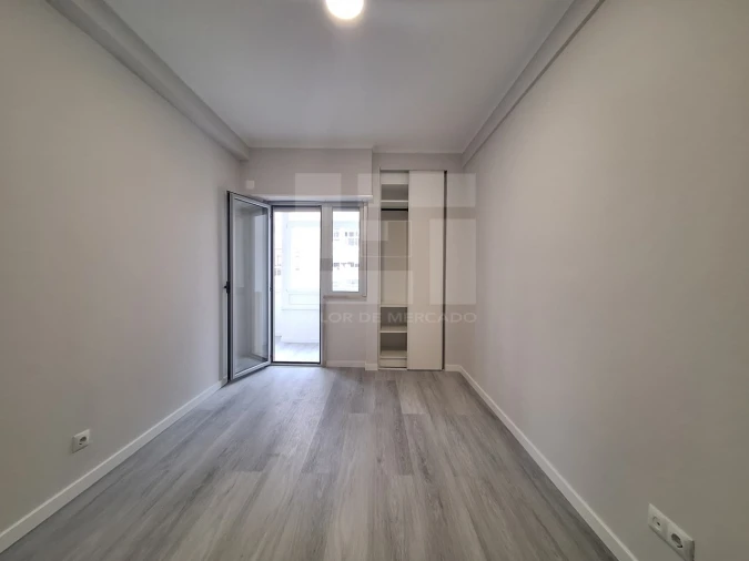 Apartamento T2 para Venda em Oeiras e São Julião da Barra, Paço de Arcos e Caxias Foto 23