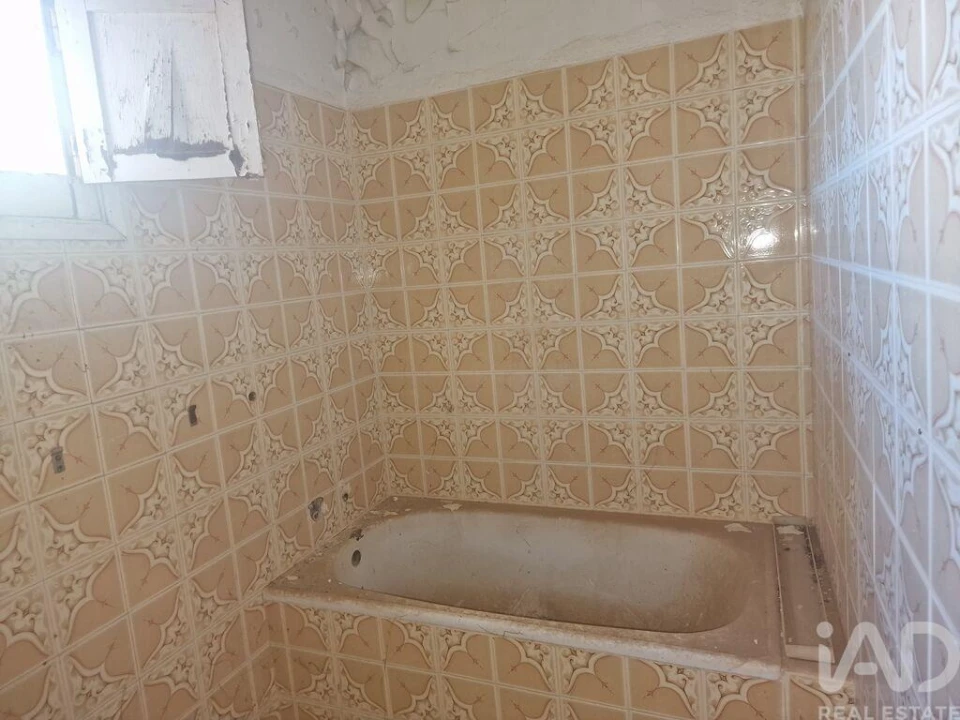 Prédio para Venda em Santa Barbara de Nexe Foto 17