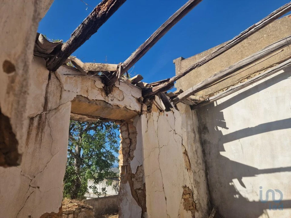 Prédio para Venda em Santa Barbara de Nexe Foto 8