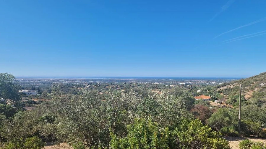 Prédio para Venda em Santa Barbara de Nexe