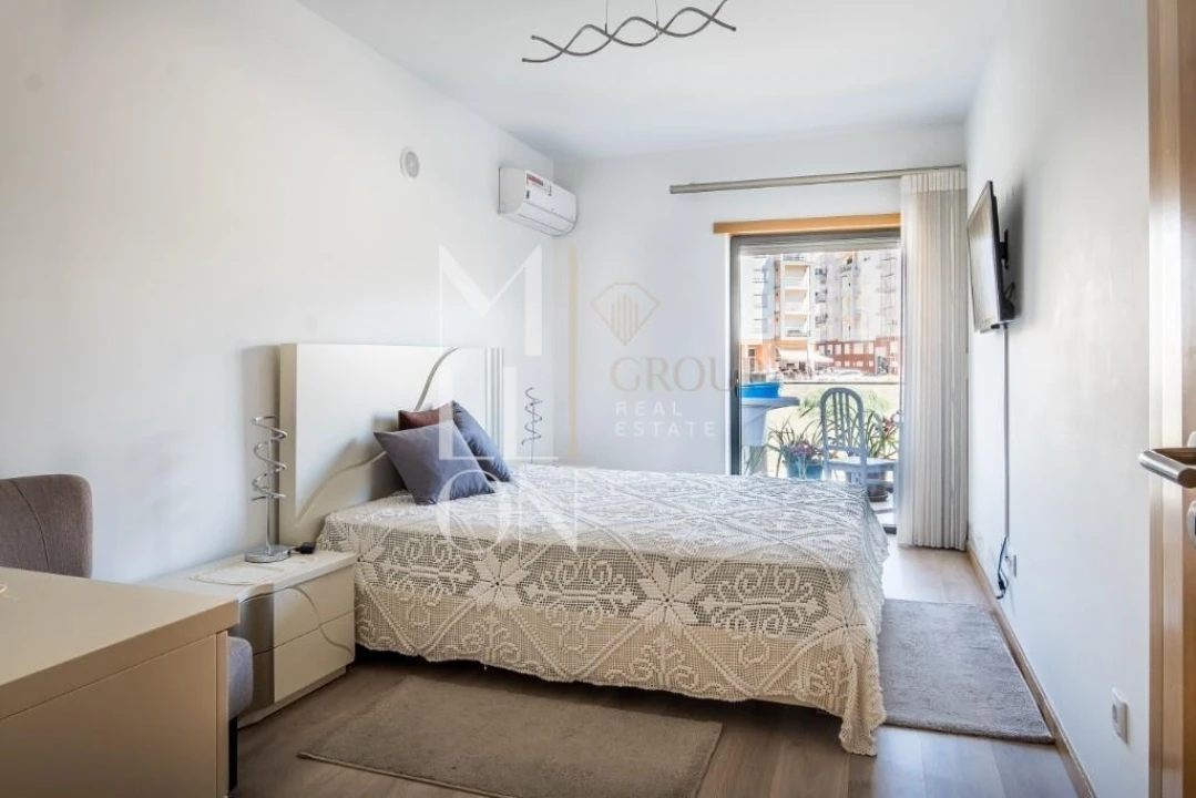 Apartamento T2 para Venda em Armação de Pera Foto 16