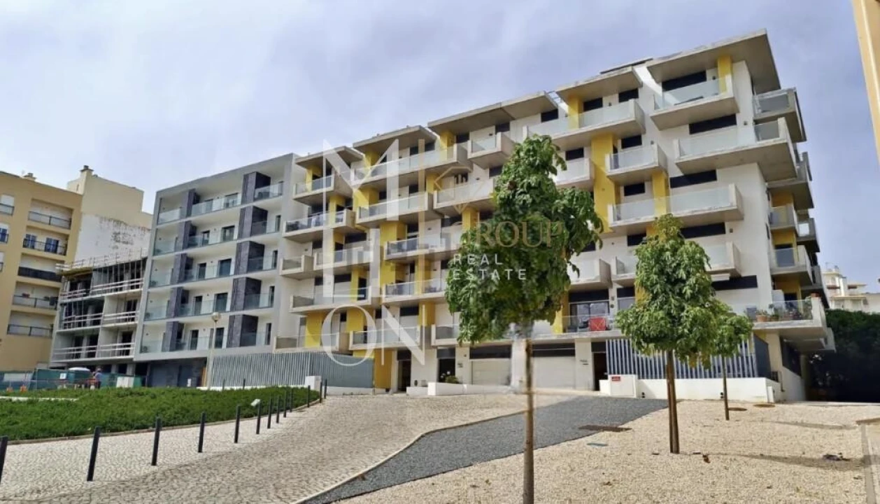 Apartamento T2 para Venda em Armação de Pera Foto 2
