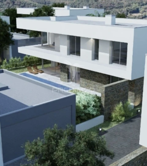 Moradia T5 para Venda em Loures
