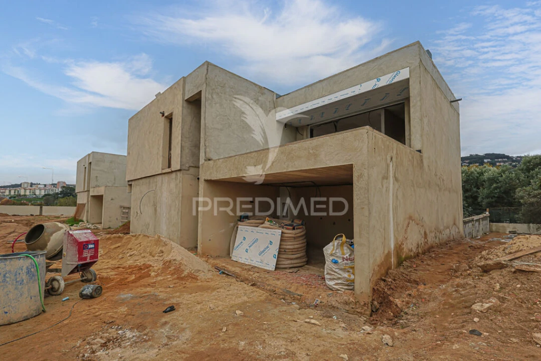 Moradia T5 para Venda em Loures Foto 16