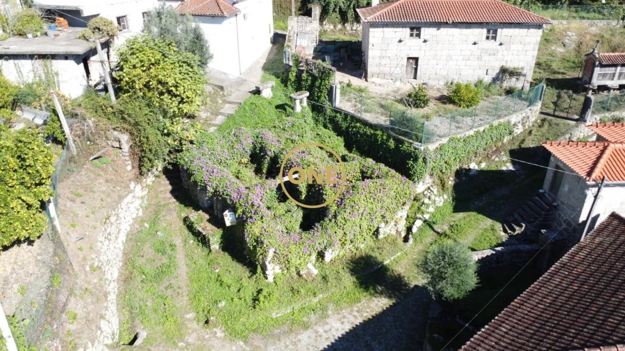 Moradia T2 para Venda em Valdreu Foto 2