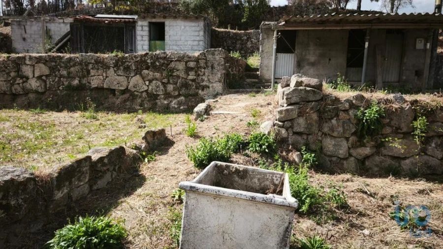 Terreno para Venda em Santa Ovaia e Vila Pouca da Beira Foto 9