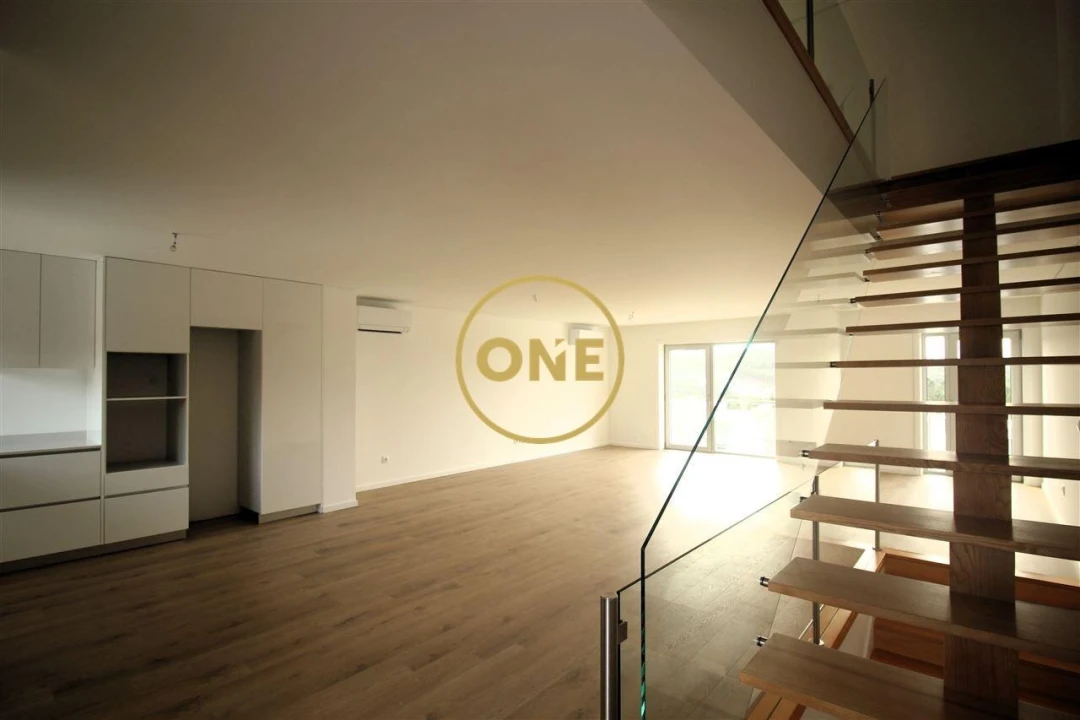 Moradia T3 para Venda em Gondifelos, Cavalões e Outiz Foto 7