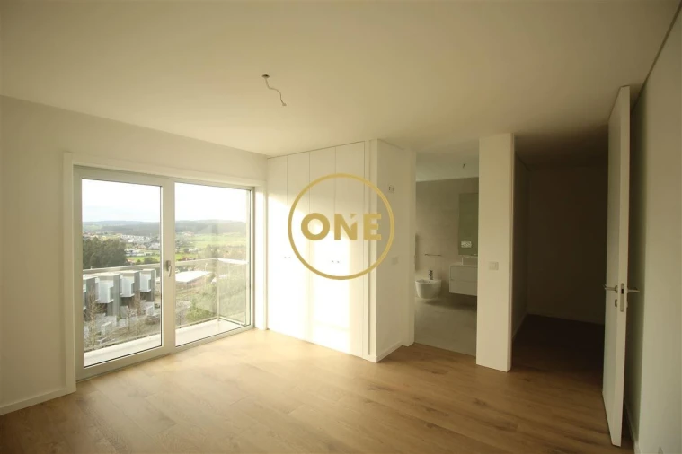 Moradia T3 para Venda em Gondifelos, Cavalões e Outiz Foto 10