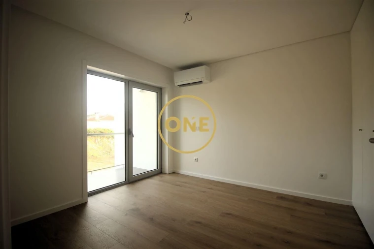 Moradia T3 para Venda em Gondifelos, Cavalões e Outiz Foto 11