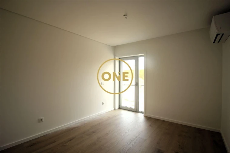 Moradia T3 para Venda em Gondifelos, Cavalões e Outiz Foto 12