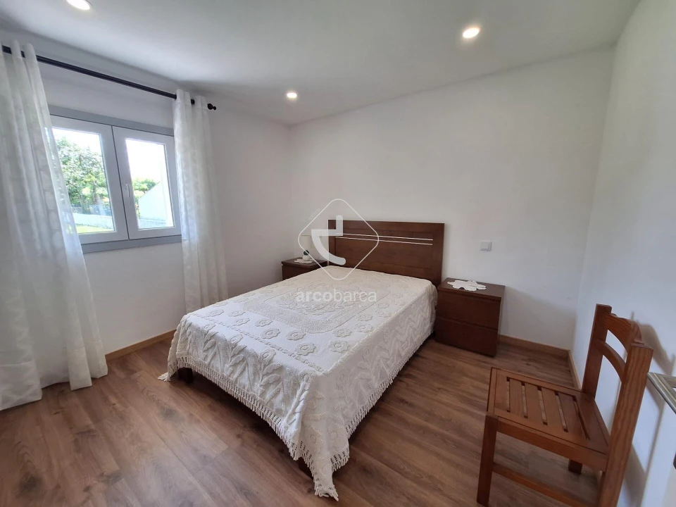 Moradia T4 para Venda em Rubiães Foto 10