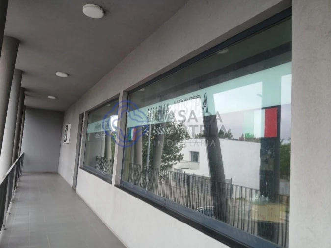 Loja para Venda em Cidade da Maia Foto 7