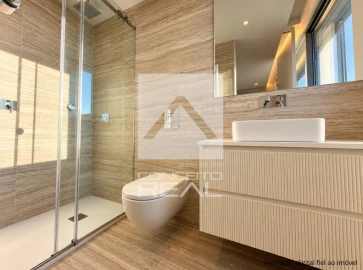 Apartamento T3 para Venda em São Felix da Marinha