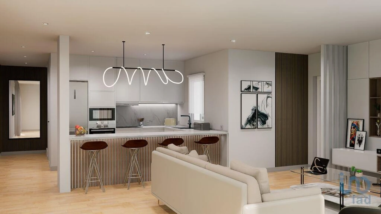 Moradia T3 para Venda em Usseira Foto 14