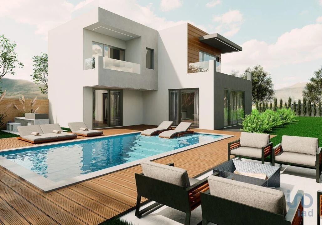 Moradia T3 para Venda em Usseira Foto 11