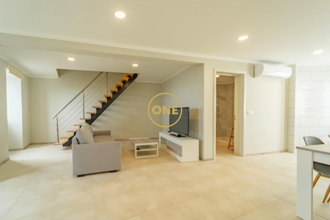 Moradia T3 para Venda em Ribeira das Tainhas Foto 3