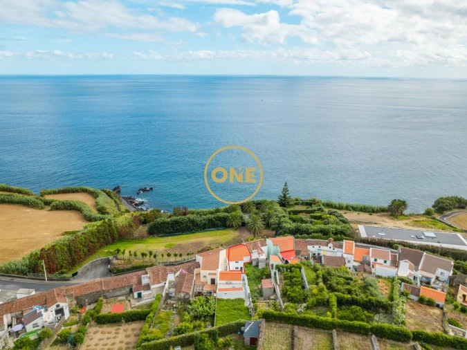 Moradia T3 para Venda em Ribeira das Tainhas Foto 2