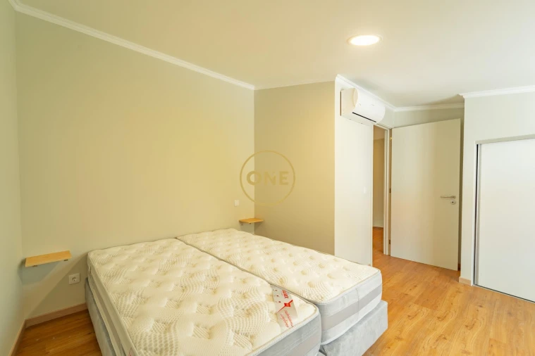 Moradia T3 para Venda em Ribeira das Tainhas Foto 11