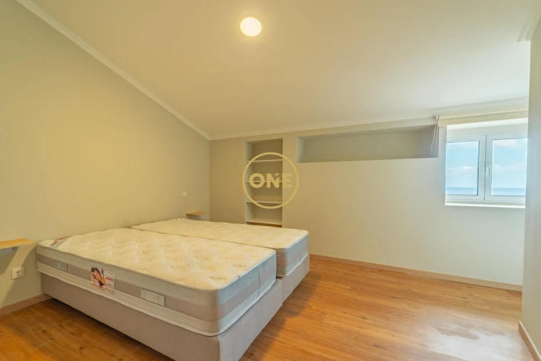 Moradia T3 para Venda em Ribeira das Tainhas Foto 8