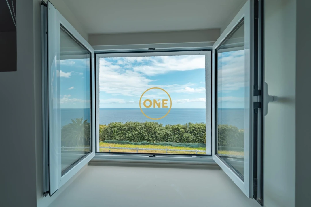 Moradia T3 para Venda em Ribeira das Tainhas Foto 9