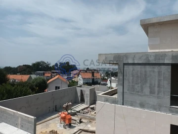 Moradia T4 para Venda em Canidelo