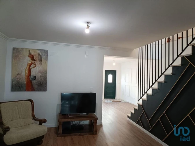 Moradia T3 para Venda em Cuba Foto 4