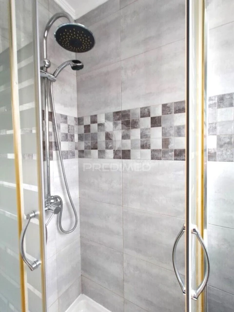 Apartamento T4 para Venda em Alvalade